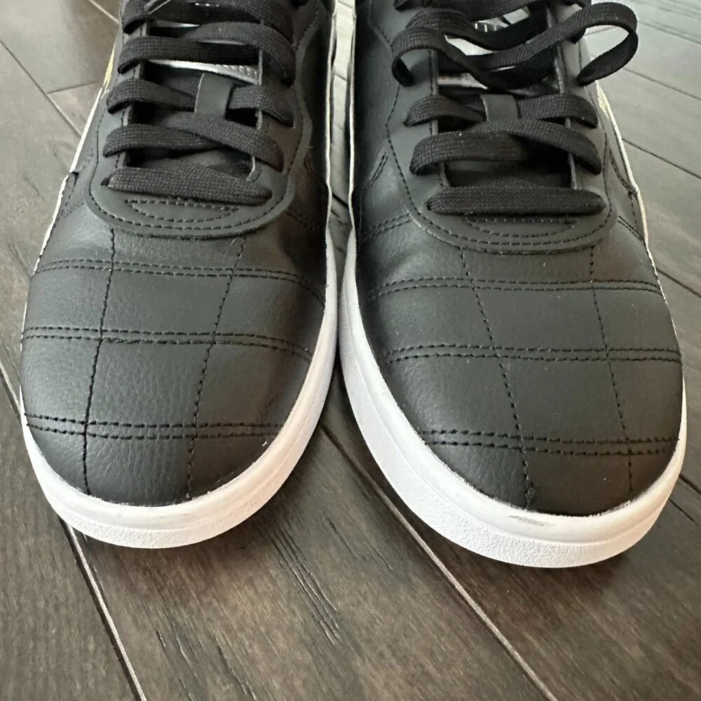 Black Puma US 10.5 Sneakers - Picture 3 of 10